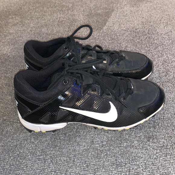 Nike Hyperdiamond Softball Cleats - Picture 2 of 7